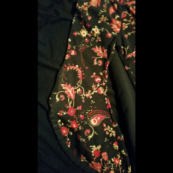 Floral shirt & skirt - Picture 4 of 4